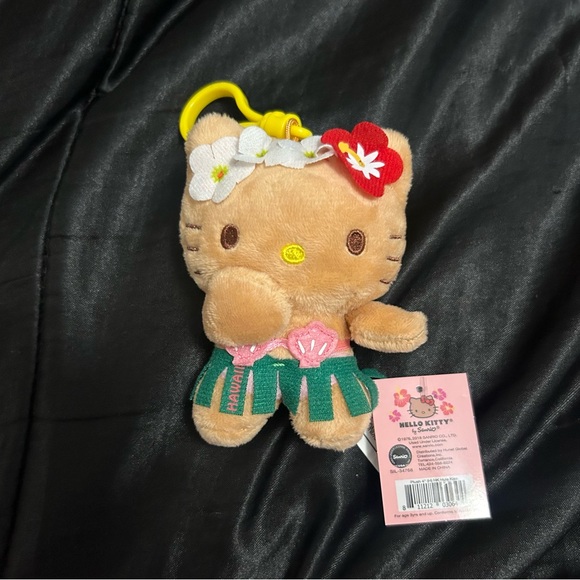 Sanrio Other - LIMITED EDITION Hawaii Hula Kiss Hello Kitty Plush Keychain